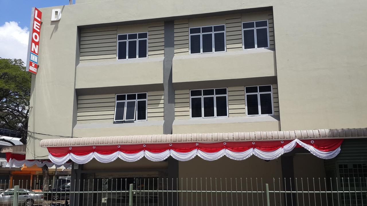 Leon Inn Jodoh Square Batam エクステリア 写真